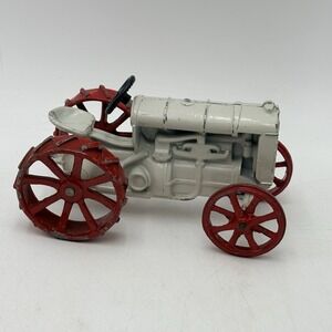 ERTL Fordson Diecast Metal Antique Toy Tractor; 1:16 Scale;Metal Wheels;VTG 1980